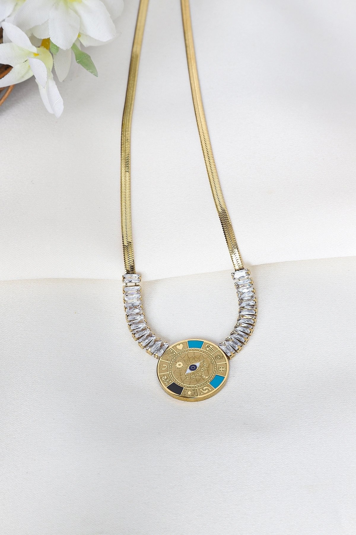 Şans Güneşi Çelik Kolye