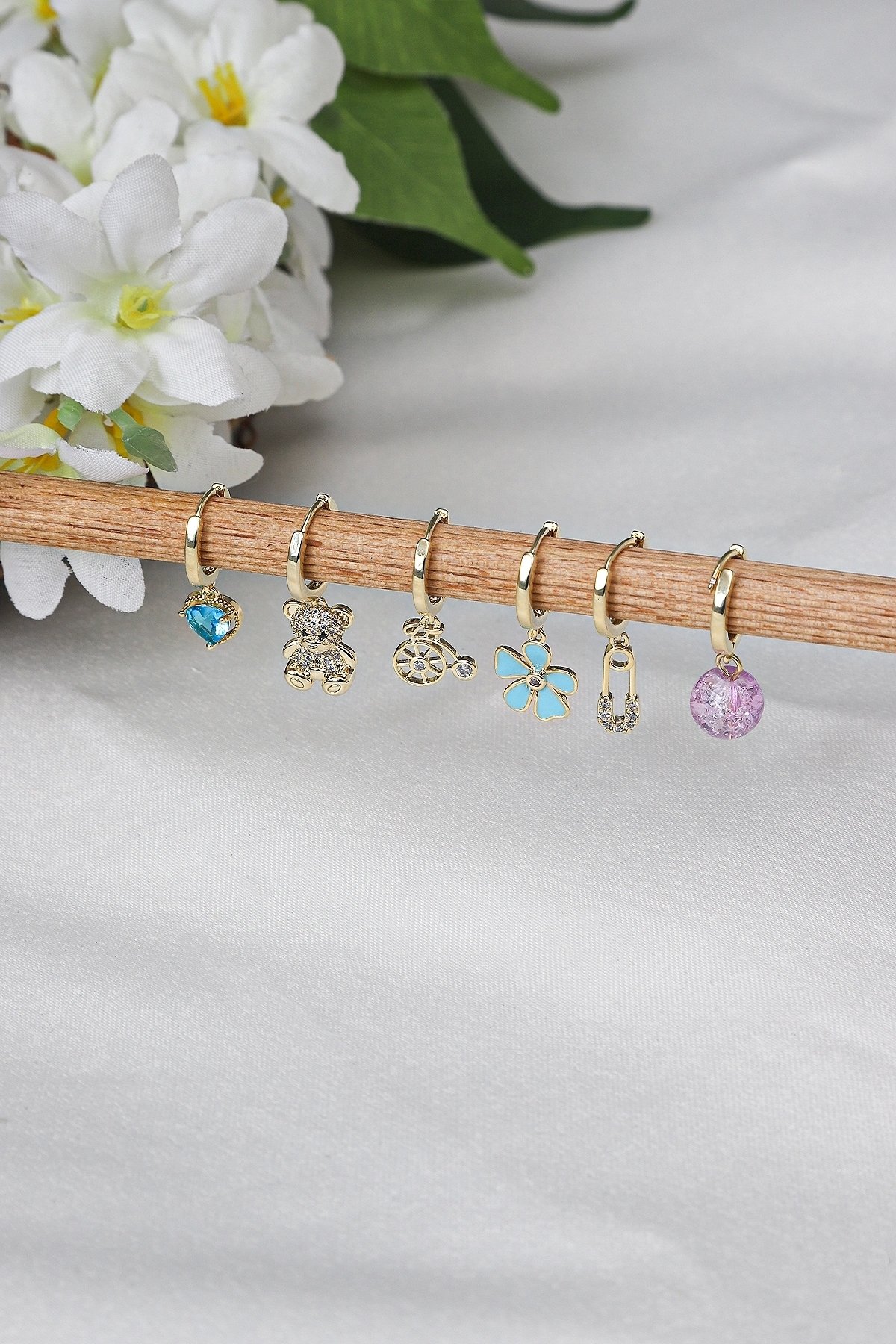 Pirinç Gold 6 'lı Küpe