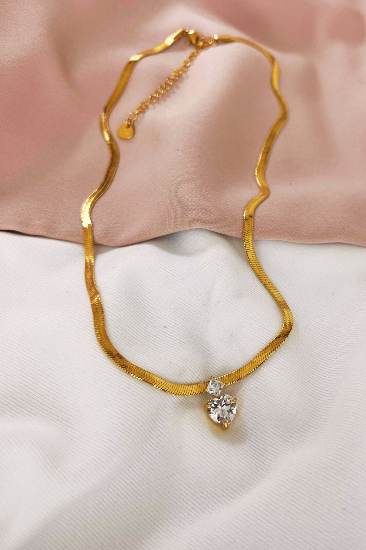 KALP MODEL YASSI ÇELİK KOLYE