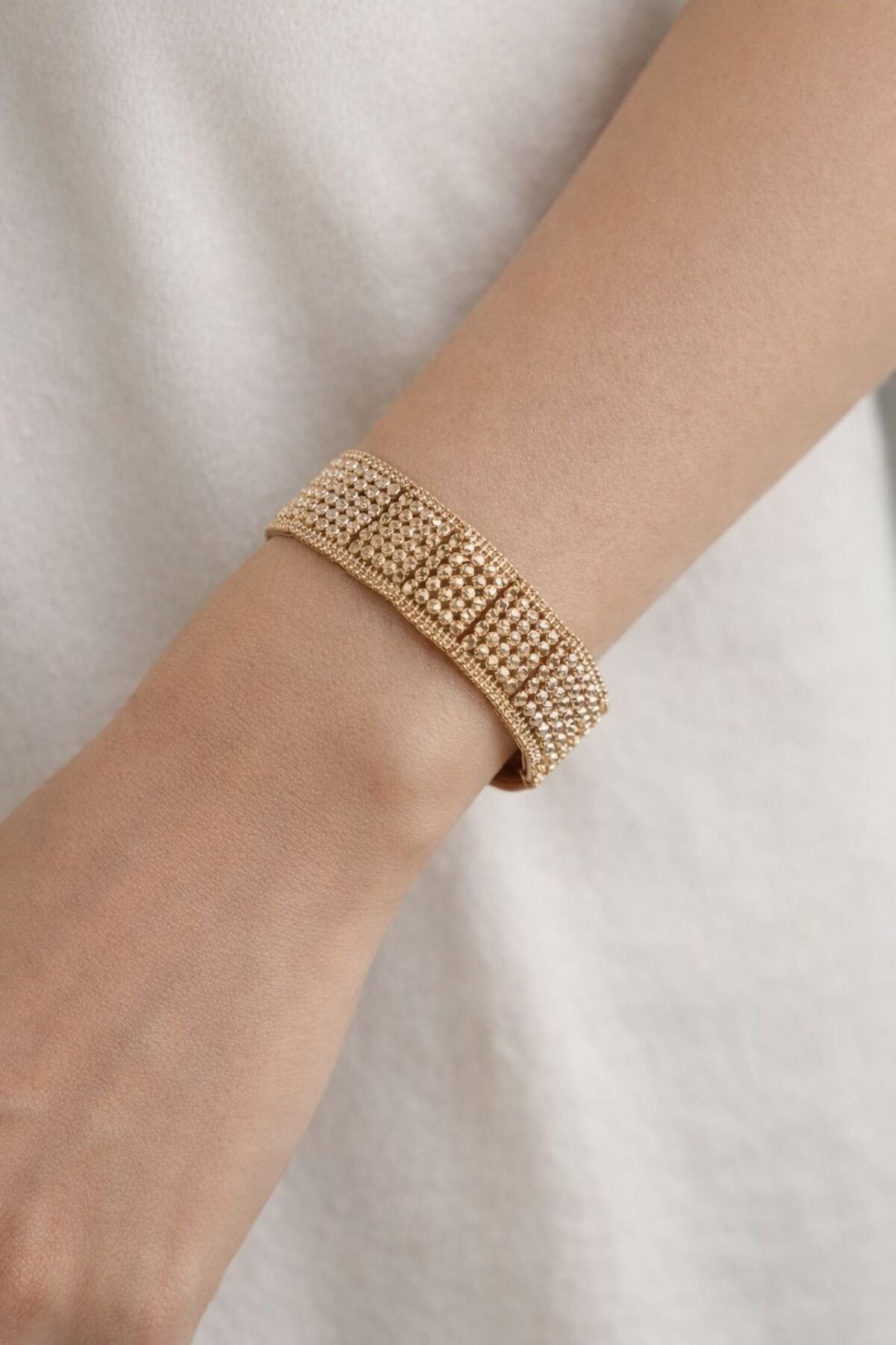 Xuping Model Örme Taş Detaylı Kadın Çelik Bileklik